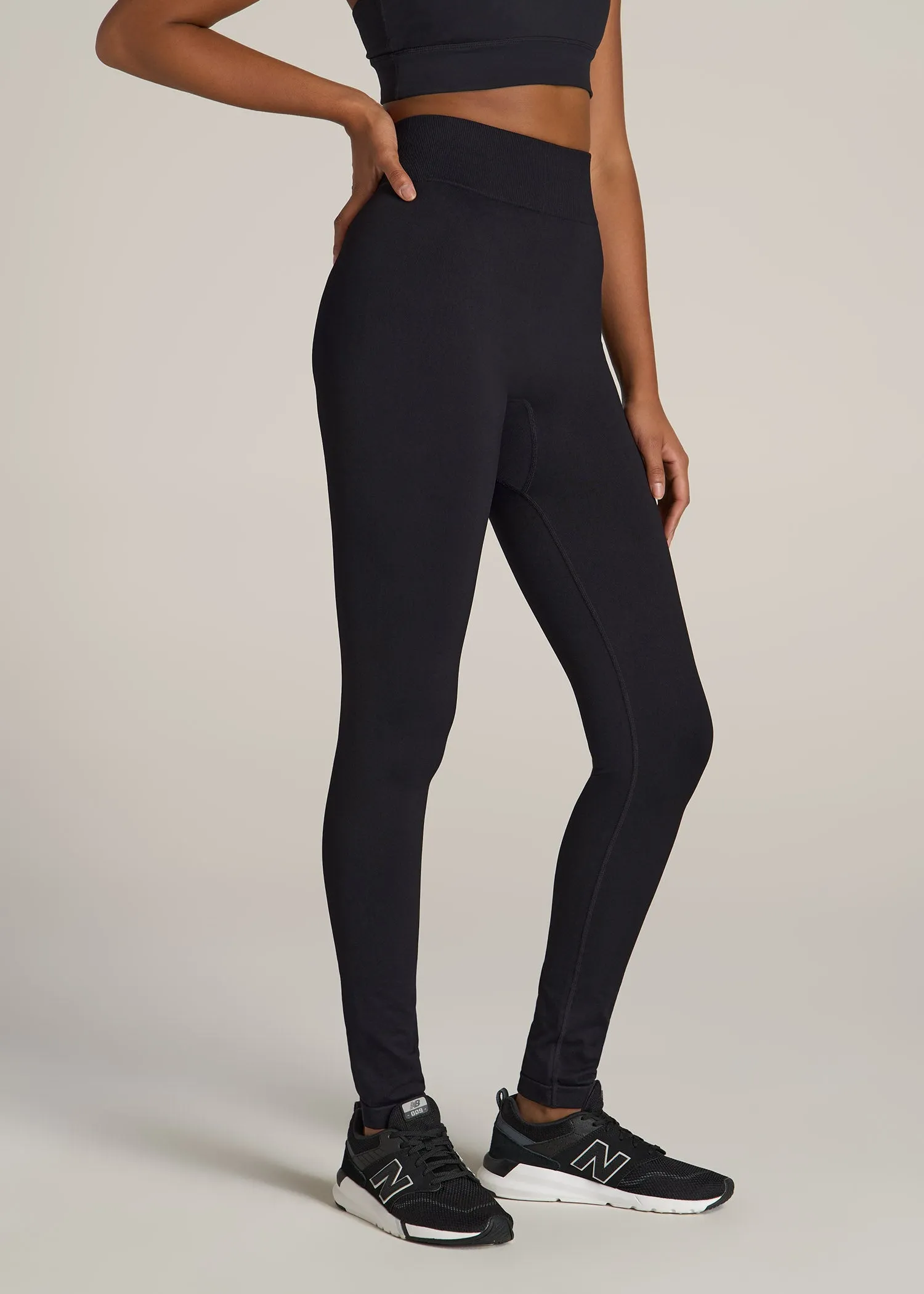 Seamless Leggings for Tall Women in Black