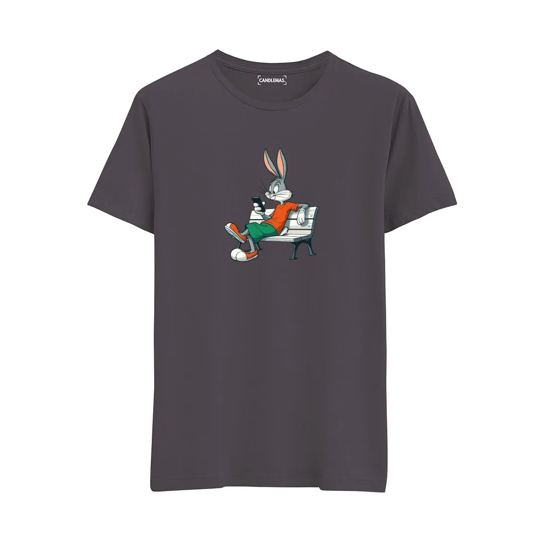 Sitting Bunny - Regular Tshirt